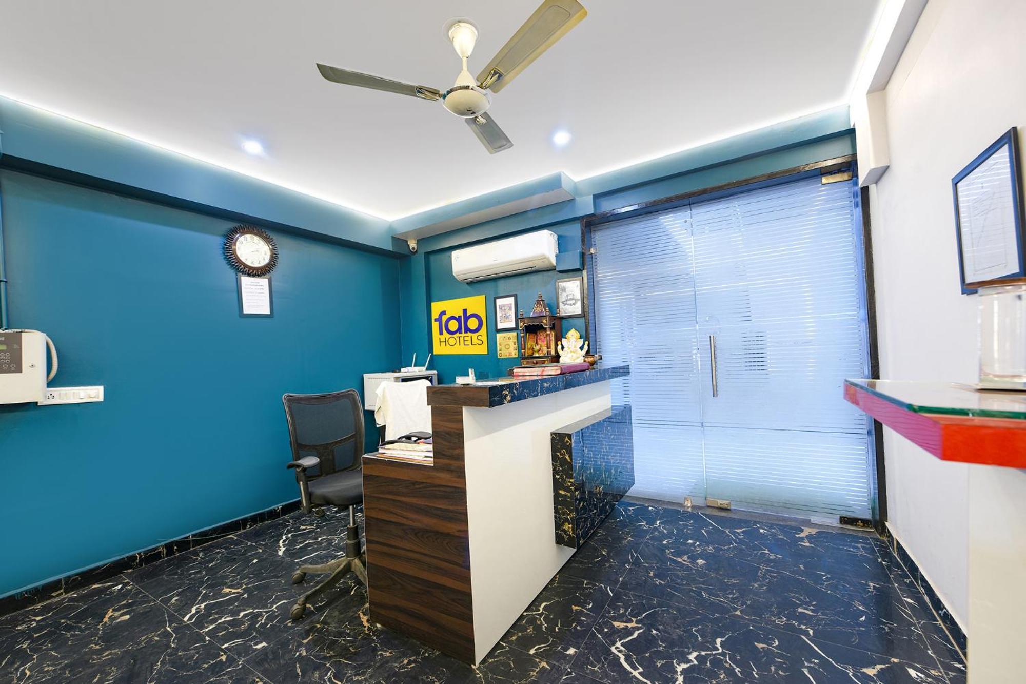 Fabhotel City Suits Gurgaon Exterior photo